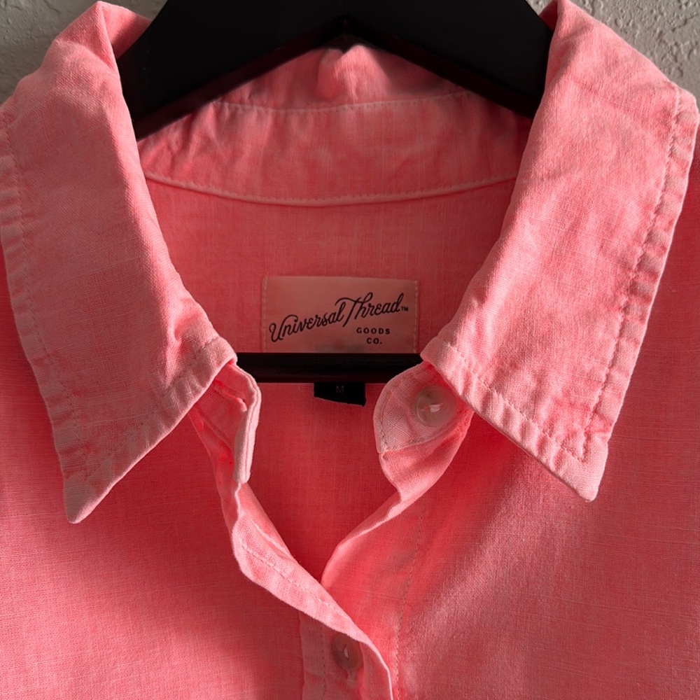 Universal Thread Pink Casual Button Down Shirt